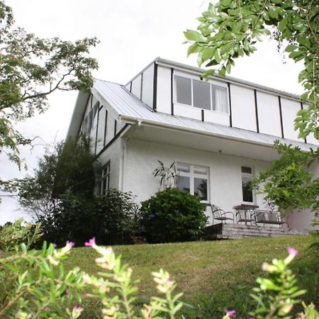 Purple Hen Country Lodge Катикати Экстерьер фото