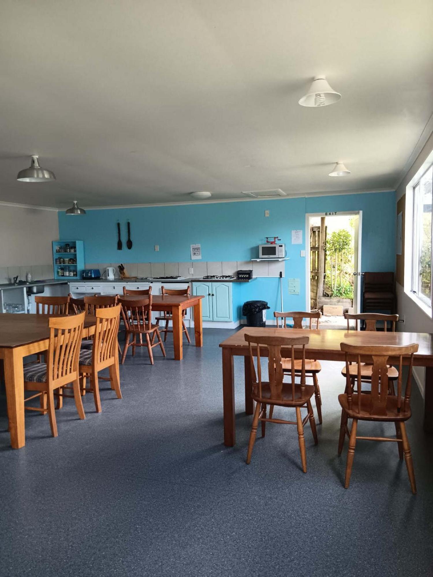 Purple Hen Country Lodge Катикати Экстерьер фото