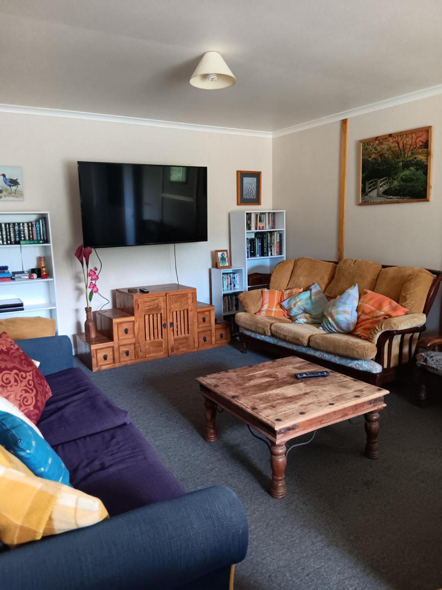 Purple Hen Country Lodge Катикати Экстерьер фото
