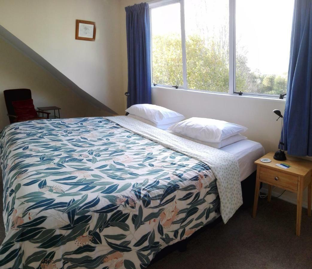 Purple Hen Country Lodge Катикати Экстерьер фото